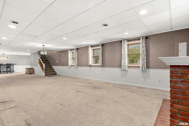 1415 N PARKWAY Drive, Pekin, IL 61554