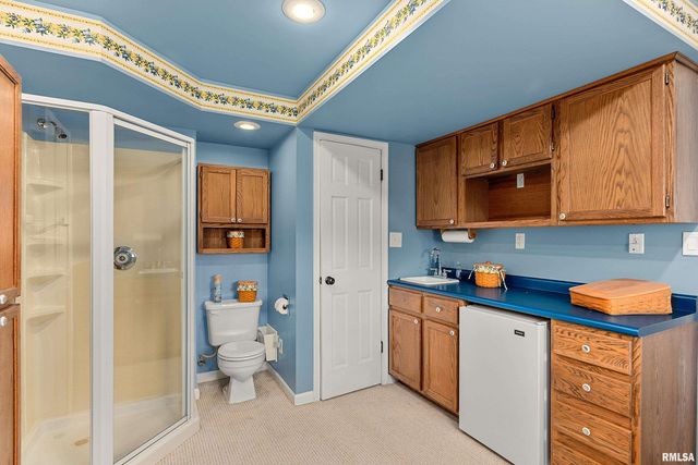 1415 N PARKWAY Drive, Pekin, IL 61554