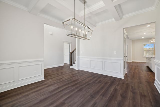 2895 Cooper Creek Rd, Woodlawn, TN 37191