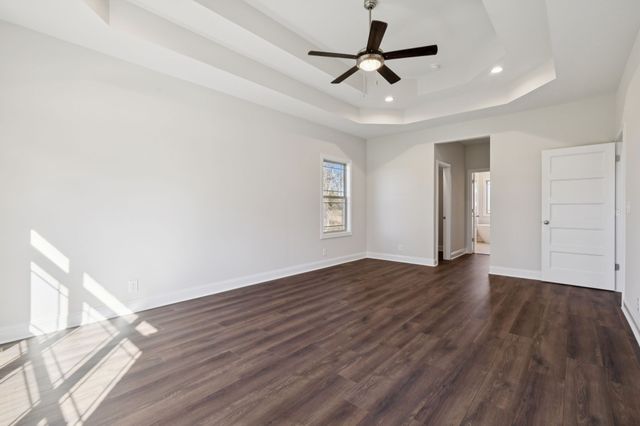 2895 Cooper Creek Rd, Woodlawn, TN 37191