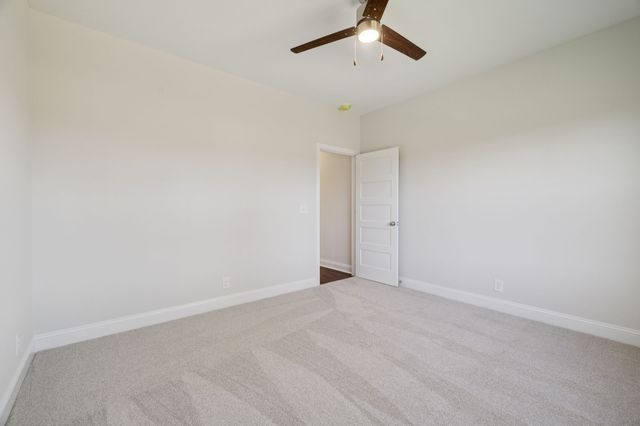 2895 Cooper Creek Rd, Woodlawn, TN 37191