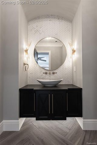 8200 Campground Road, Washington, MI 48095