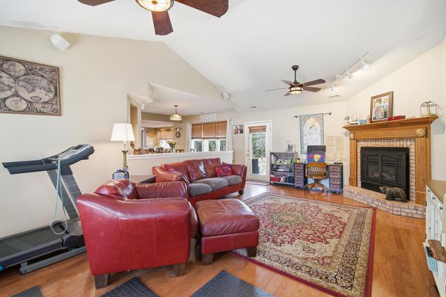 733 WHALERS COVE CT, Galloway, NJ 08205