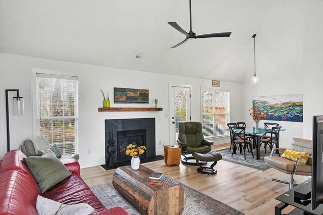 3001 Lona Ct, Spring Hill, TN 37174