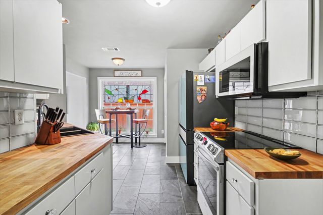 3001 Lona Ct, Spring Hill, TN 37174