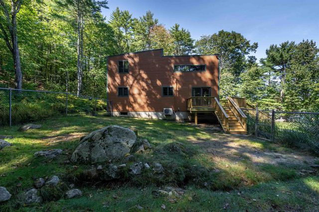 814 NH RT 11, Farmington, NH 03835