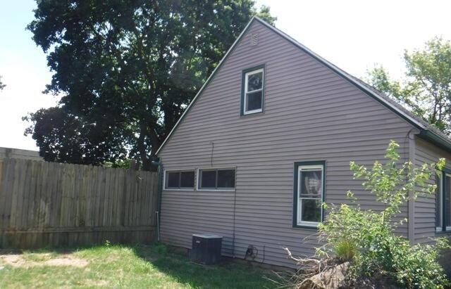 218 Amos Avenue, Portage City, MI 49002