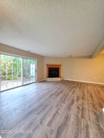 58 Madison Court, Tinton Falls, NJ 07712