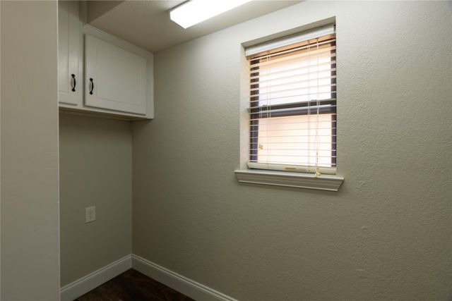 2617 Nantucket Court, Bedford, TX 76022