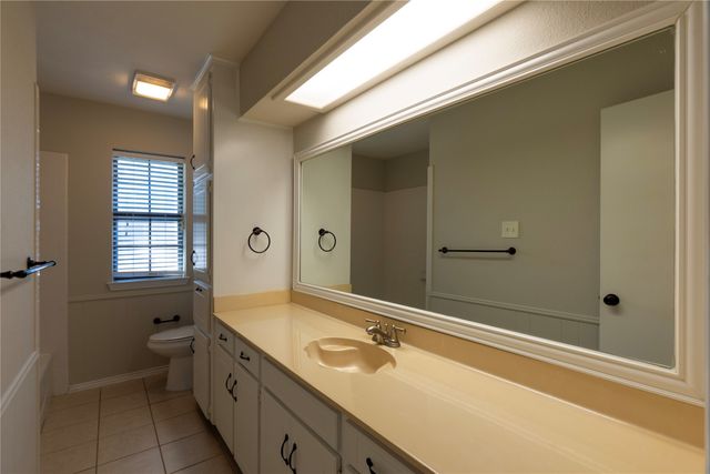 2617 Nantucket Court, Bedford, TX 76022