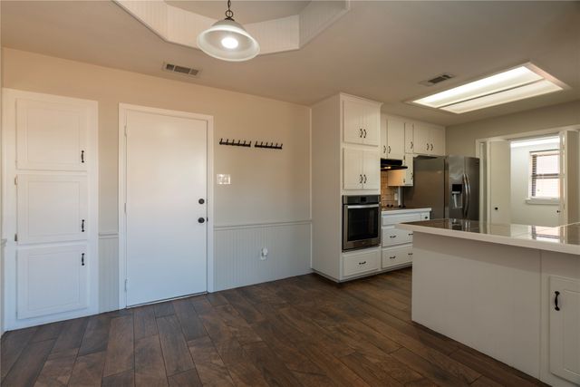 2617 Nantucket Court, Bedford, TX 76022