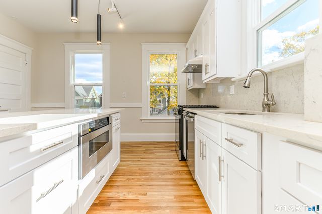 27 Hubinger Street 2, New Haven, CT 06511