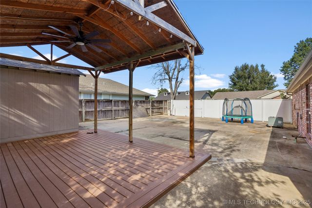 312 Roosevelt Avenue, Wagoner, OK 74467