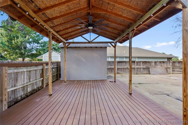 312 Roosevelt Avenue, Wagoner, OK 74467
