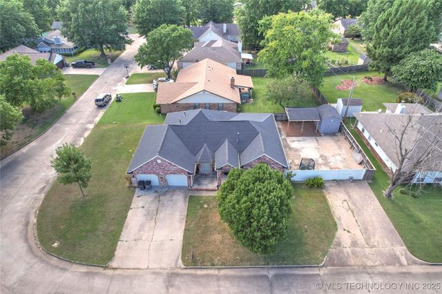 312 Roosevelt Avenue, Wagoner, OK 74467