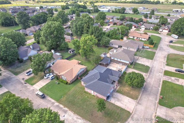 312 Roosevelt Avenue, Wagoner, OK 74467