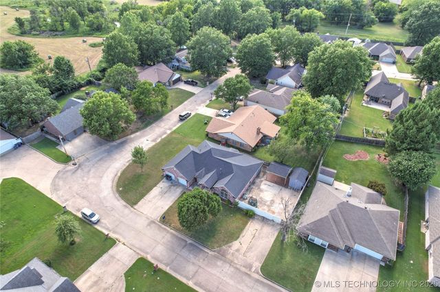 312 Roosevelt Avenue, Wagoner, OK 74467