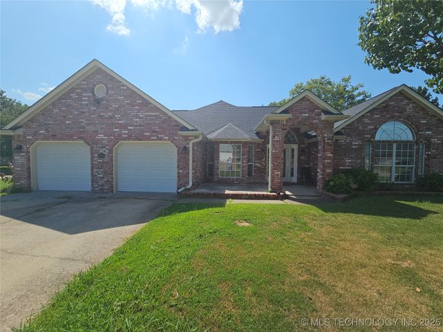 312 Roosevelt Avenue, Wagoner, OK 74467