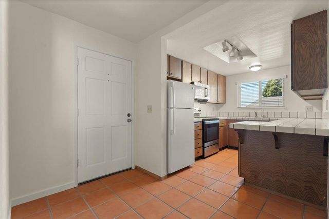 402 Winchester Drive, Watsonville, CA 95076