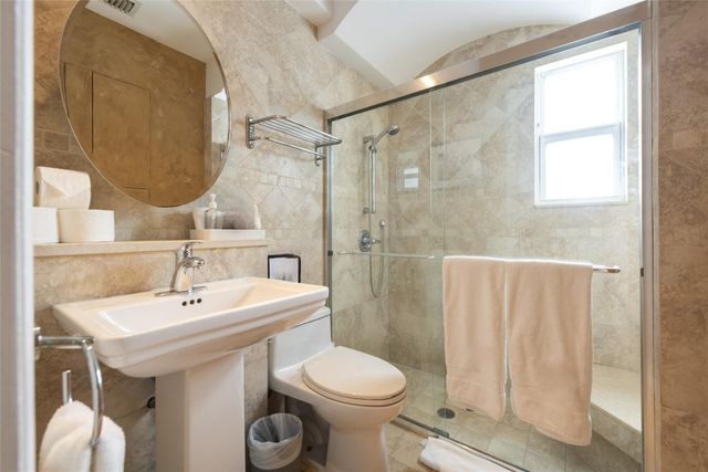 1734 NW 8th Avenue, Fort Lauderdale, FL 33311