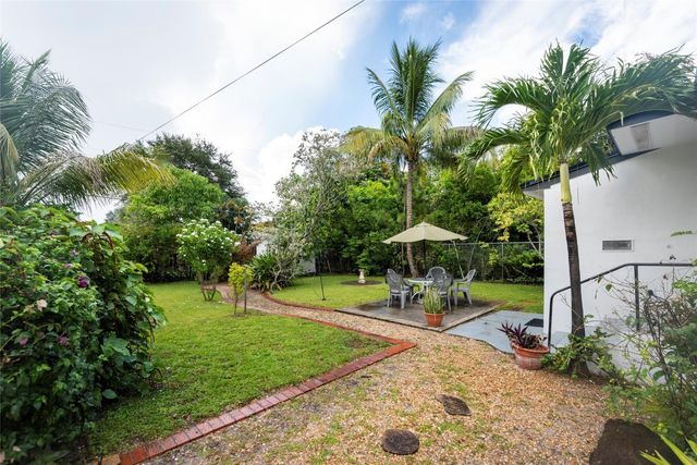 1734 NW 8th Avenue, Fort Lauderdale, FL 33311