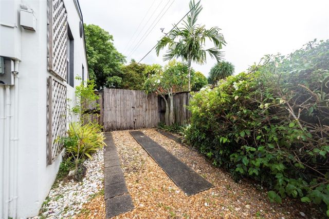 1734 NW 8th Avenue, Fort Lauderdale, FL 33311