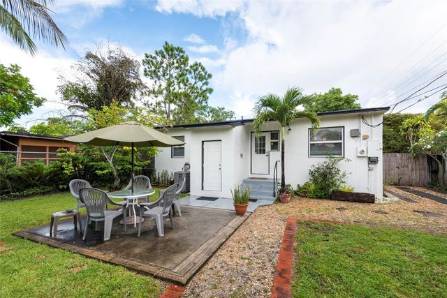 1734 NW 8th Avenue, Fort Lauderdale, FL 33311