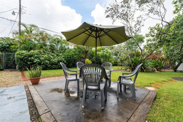 1734 NW 8th Avenue, Fort Lauderdale, FL 33311