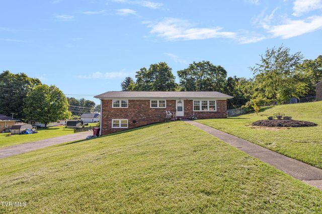 1330 Baldridge Drive, Johnson City, TN 37604
