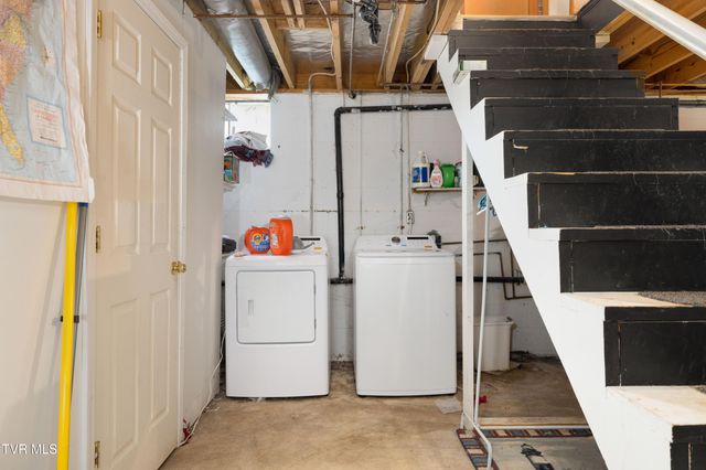 1330 Baldridge Drive, Johnson City, TN 37604