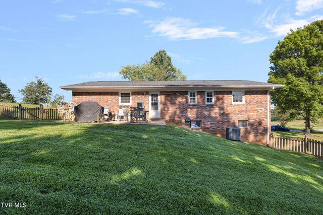 1330 Baldridge Drive, Johnson City, TN 37604