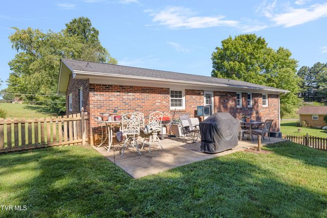 1330 Baldridge Drive, Johnson City, TN 37604