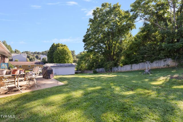 1330 Baldridge Drive, Johnson City, TN 37604