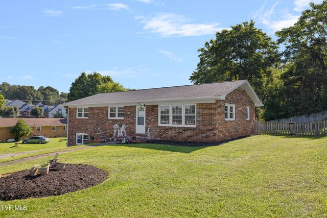 1330 Baldridge Drive, Johnson City, TN 37604