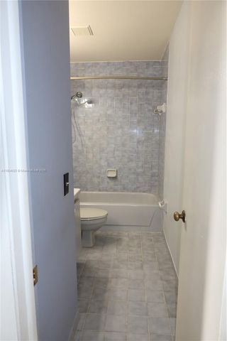 12059 SW 10th St 201, Miami, FL 33184