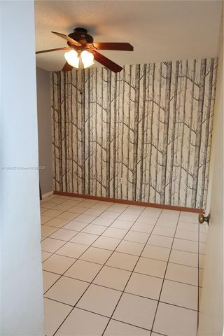 12059 SW 10th St 201, Miami, FL 33184