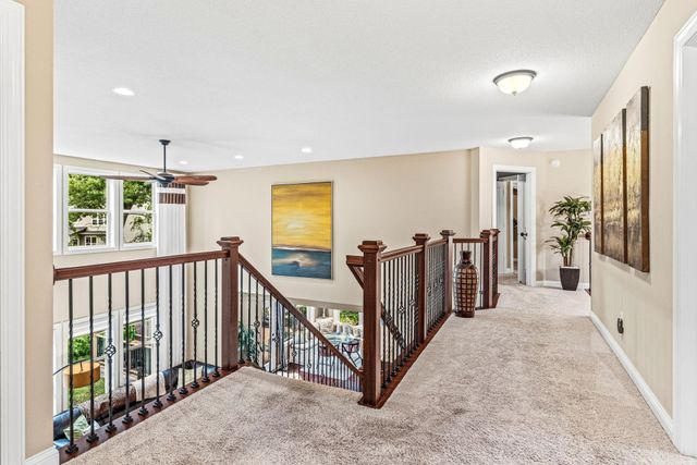 1179 Maple Lane W, Roseville, MN 55113