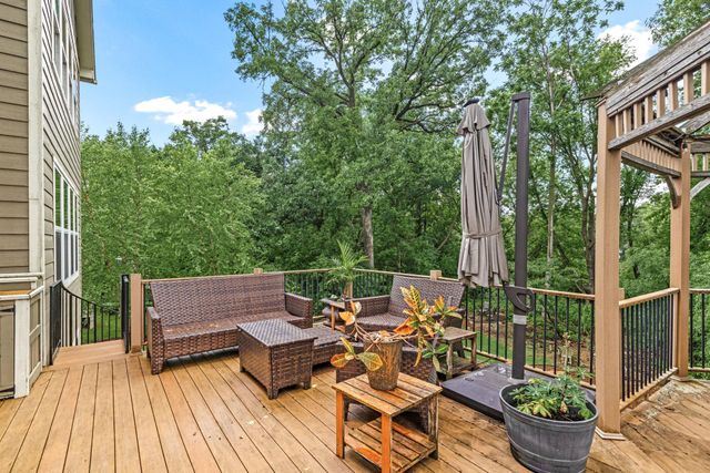 1179 Maple Lane W, Roseville, MN 55113
