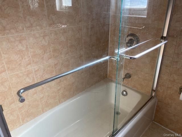 247-10 76th Avenue 2nd fl, Bellerose, NY 11426