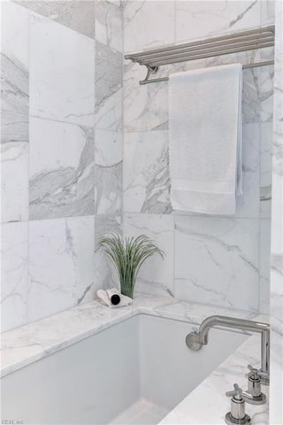 156 Oak Holw, Williamsburg, VA 23188