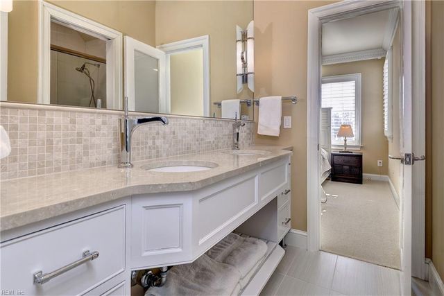 156 Oak Holw, Williamsburg, VA 23188