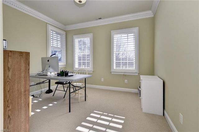 156 Oak Holw, Williamsburg, VA 23188