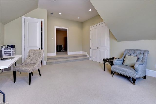 156 Oak Holw, Williamsburg, VA 23188