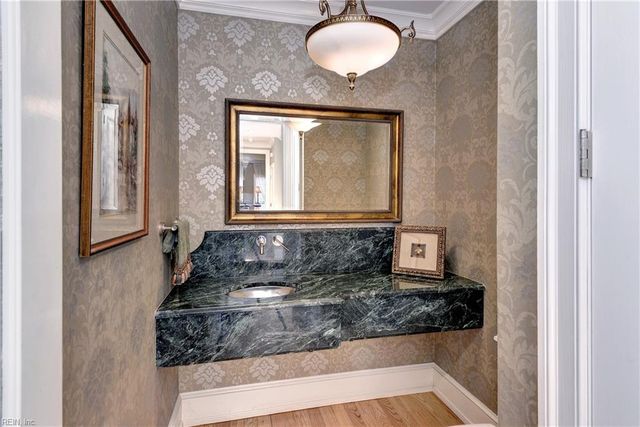 156 Oak Holw, Williamsburg, VA 23188