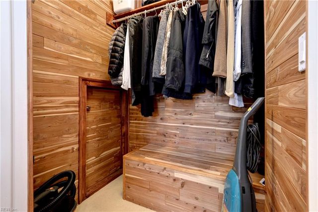 156 Oak Holw, Williamsburg, VA 23188