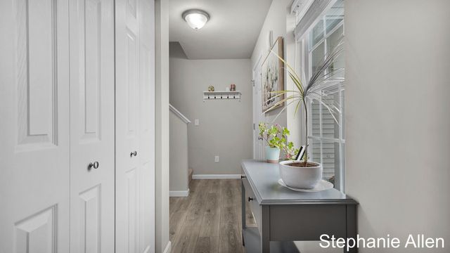 4266 Springhill Drive, Jamestown Twp, MI 49426