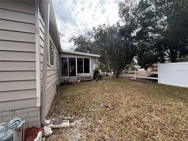 2420 SE 175TH TERRACE, Silver Springs, FL 34488