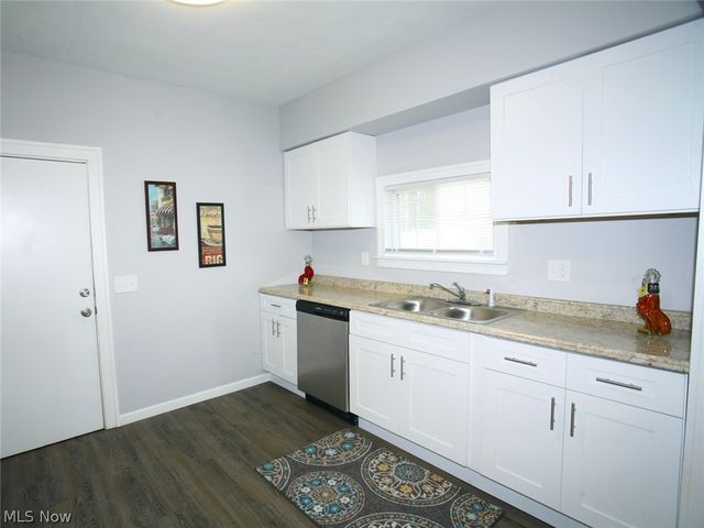3698 Menlo Road, Shaker Heights, OH 44120