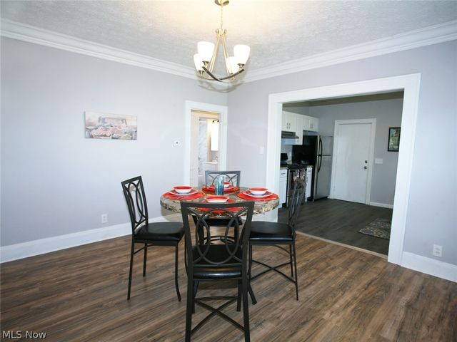 3698 Menlo Road, Shaker Heights, OH 44120
