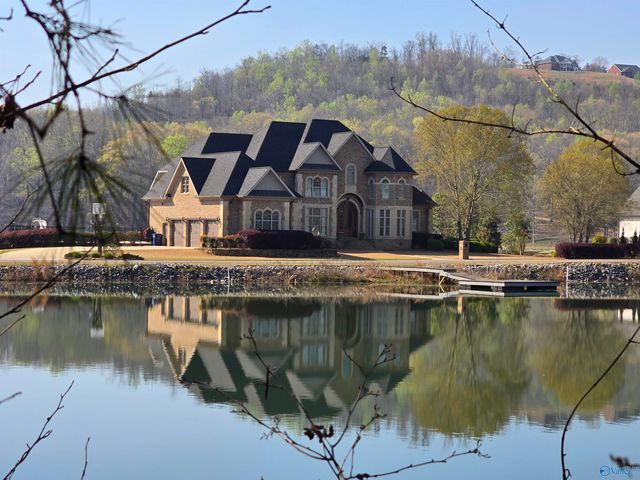 321 Peninsula Drive, Gadsden, AL 35901